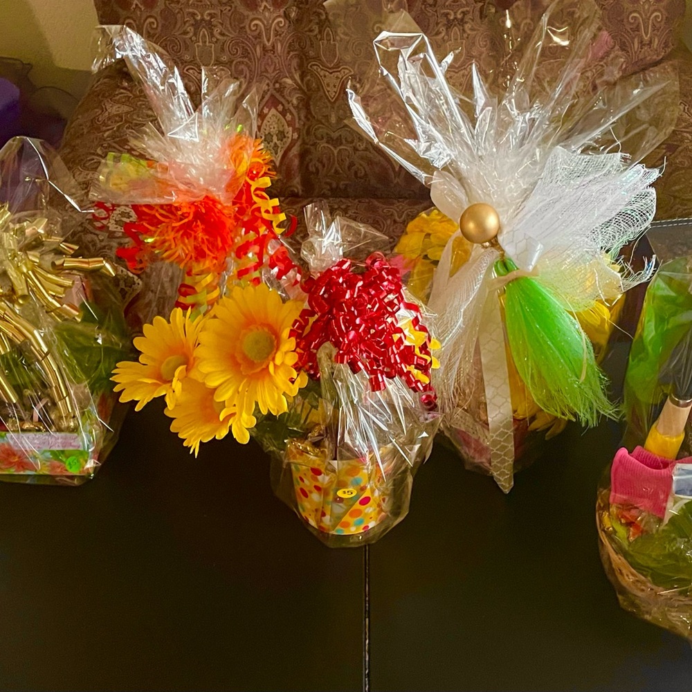 Mary Kay Vibrant Yellow and Red Party Favor Mother’s Day baskets with Skincare